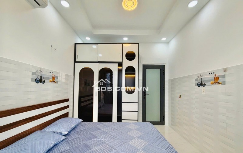 Nhà Lê Văn Thọ 3 Phòng ngủ, 3 Tolet , Ban công rộng thoáng có nội thất