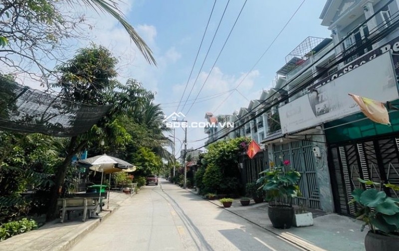 Bán nhà MT Thạnh Lộc 57 Q12 4x16.5 66m2 giá 5.x tỷ