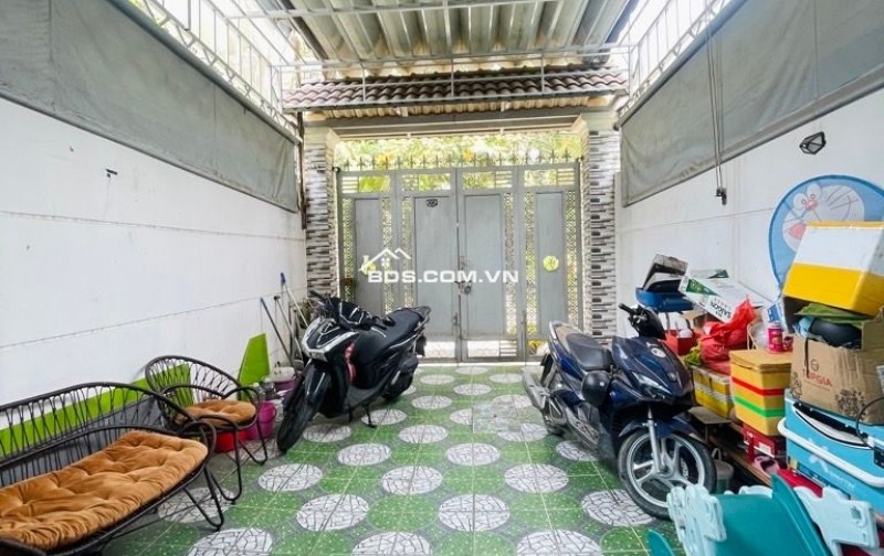 Bán nhà MT Thạnh Lộc 57 Q12 4x16.5 66m2 giá 5.x tỷ