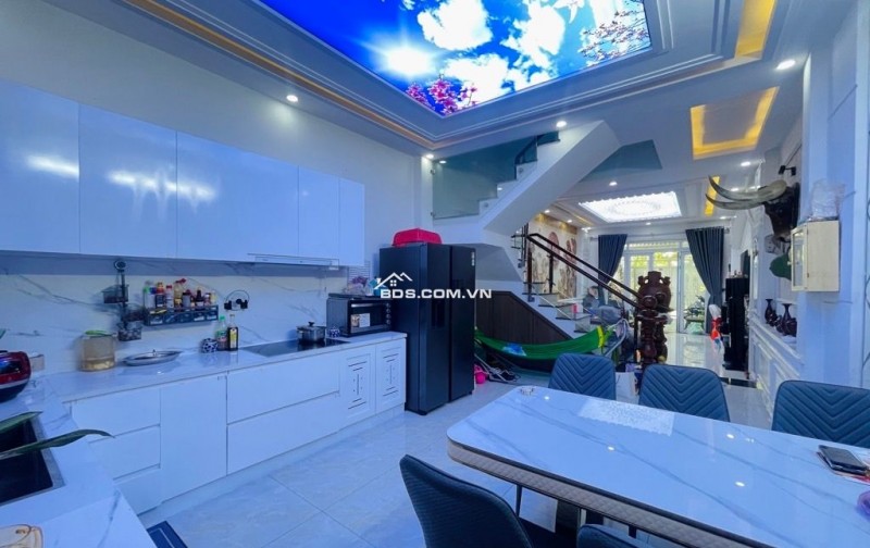 Bán nhà MT Thạnh Lộc 57 Q12 4x16.5 66m2 giá 5.x tỷ