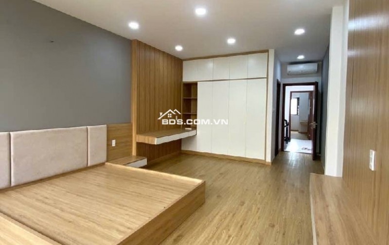 MẶT TIỀN KINH DOANH 3 TẦNG 84M2 KẾ KHU TÊN LỬA ĐƯỜNG 10M NHIK 11 TỶ