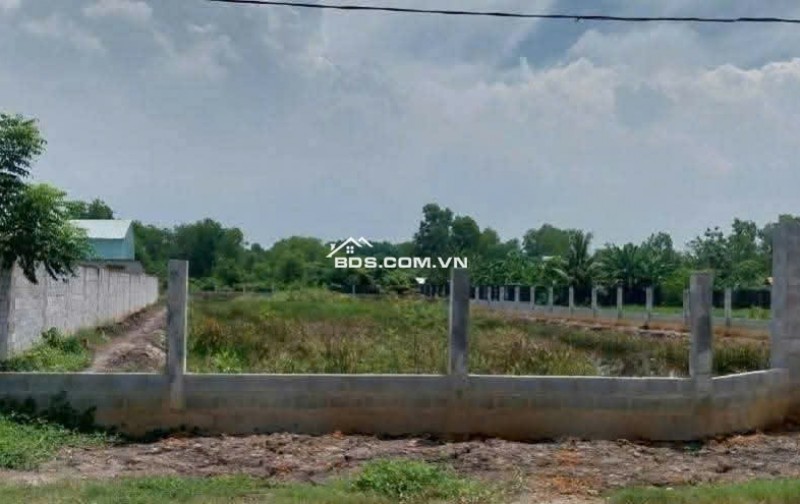 CHÍNH CHỦ BÁN GẤP GIÁ RẺ ĐẤT MẶT TIỀN ĐƯỜNG D1, QUẬN 9 – ĐỐI DIỆN KHU DU LỊCH SONG LONG GIÁ 15 TRIỆU/M2 , 2500m2 số điện thoại 0923 945 502