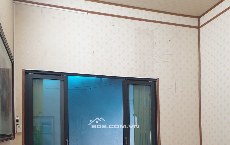 BÁN NHÀ 750 TRIỆU 1 TẦNG SẠCH ĐẸP 25M2 ( ĐÔNG BĂC ) NGÕ CHỢ KÊNH