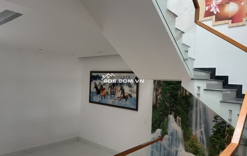 HÒA HẢI, CHỈ 6.99 TỶ - NHÀ 4 TẦNG, MẶT TIỀN CHU LAI – KHU PHỐ GẦN CHỢ NON NƯỚC – NGŨ HÀNH SƠN