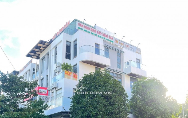 Shophouse 4.5 tầng 2 Mặt Tiền Nguyễn Sinh Sắc và Hoà Phú 32