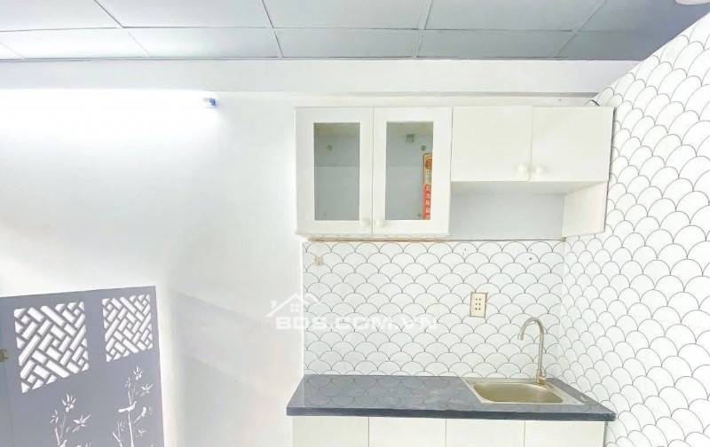 Bán nhà HXH kinh doanh Đội Cung Quận 11, 3 tầng đúc, mới có nội thất giá 3.68 tỷ TL