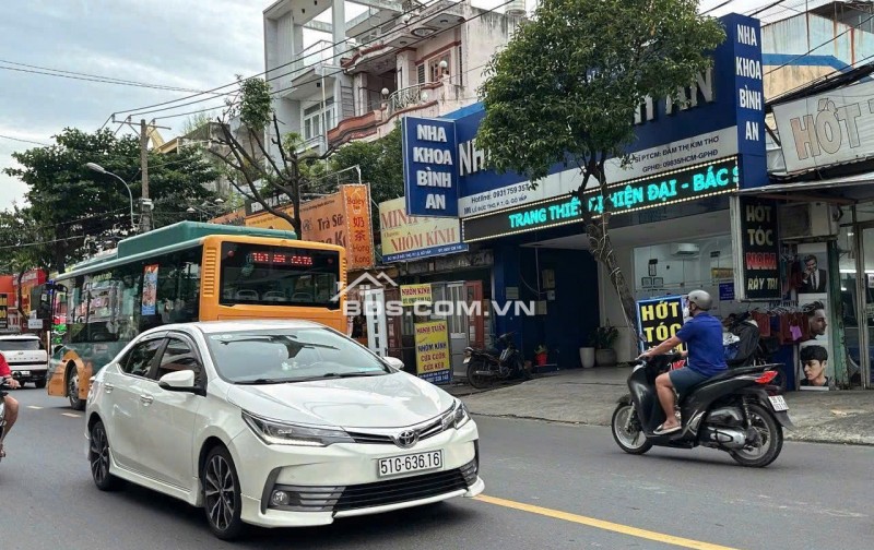 Bán nhà MTKD đa nghề ngang 7m có hầm Lê Đức Thọ P7 126m2 4 lầu ngay chợ Căn Cứ 26 tỷ.