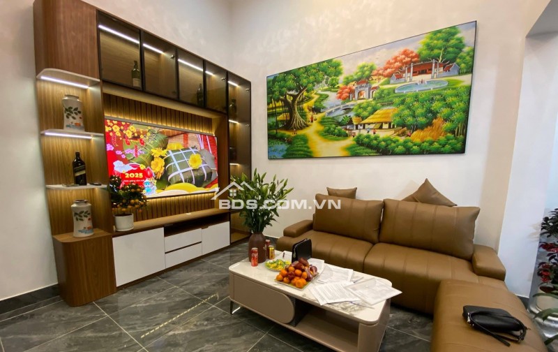 Nhà Đẹp Minh Khai, Hai Bà Trưng 30/39m, 5 tầng, mt 4.3m, giá 8.38 tỷ