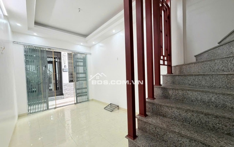 BÁN NHÀ  1.65 TỶ 2.5 TẦNG 32M2  SẠCH ĐẸP NGÕ RỘNG ĐƯỜNG 19/5