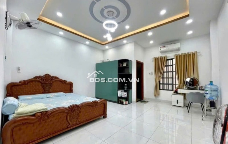 Bán nhà HXH Nguyễn Duy Cung 90m2(4*23m) tặng nội thất 5 tầng mới 100% Sát Emart nhỉnh 9 tỷ