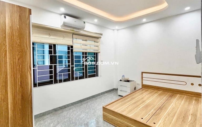 Bán gấp nhà Hồ Tùng Mậu – Cạnh ga tàu điện, ở ngay, 7 phòng cho thuê – giá hơn 7 tỷ