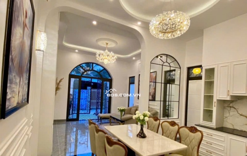 Căn Nhà TÂN CỔ ĐIỂN Đẹp Long Lanh. P. Mỹ Phong - Đồng Tháp (Tp Mỹ Tho cũ)