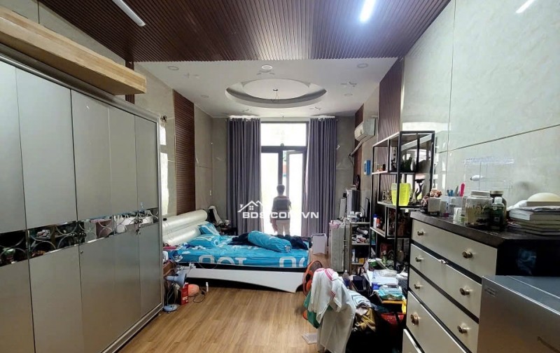 Bán nhà HXH Nguyễn Hiền Quận 3, 3.6x12m 4 tầng mới chỉ 10 tỷ