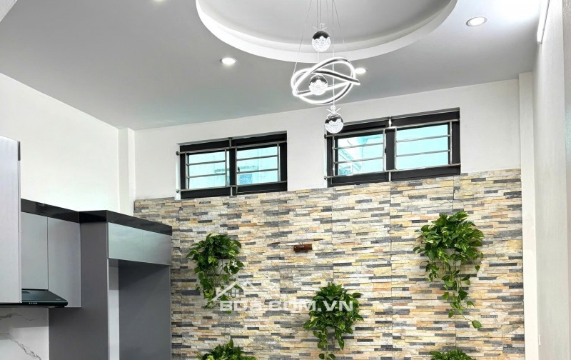 BÁN NHÀ 2.75 TỶ 3 TẦNG 52.6M2 NGÕ NGẮN TAXI  ĐỖ CỬA ĐƯỜNG THÁI BÌNH