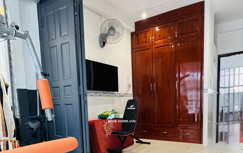 Bán nhà hẻm 4m Điện Biên Phủ Quận 10, 4 tầng BTCT giá chỉ 6.x tỷ TL