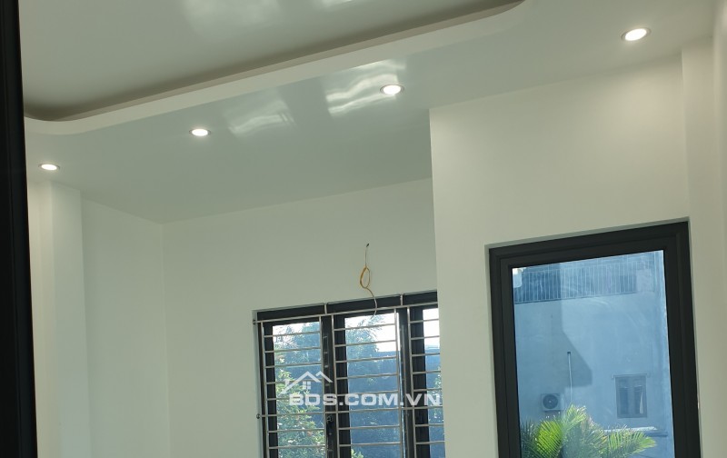 BÁN NHÀ ĐẸP 2.586 TỶ 3 TẦNG 46M2 ( ĐÔNG NAM ) NGÕ PHÙ NGHĨA