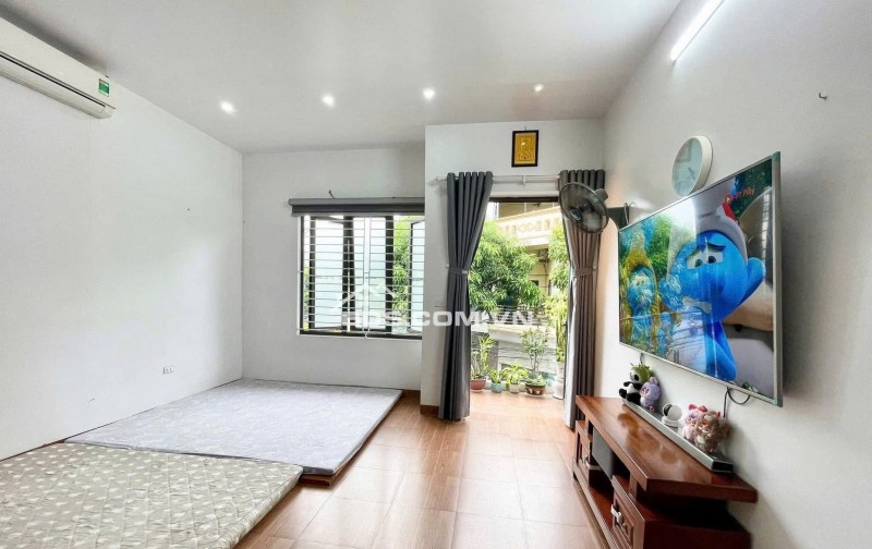 BÁN NHÀ 1.75 TỶ 3 TẦNG 45M2 ( TÂY NAM ) NGÕ TRẦN NHẬT DUẬT