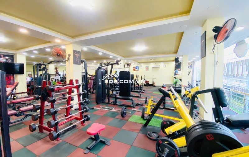 Ngộp Bank chỉ 38 tỷ có Tòa nhà 6 tầng MT Hà Huy Giáp Q12 ngang 14m 280m2 ngay NGÃ 4 GA.