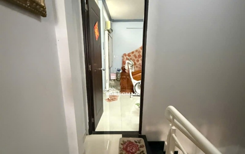 Bán nhà Thiên Phước Tân Bình, 40m2 2 tầng ở ngay chỉ 6 tỷ 5 TL