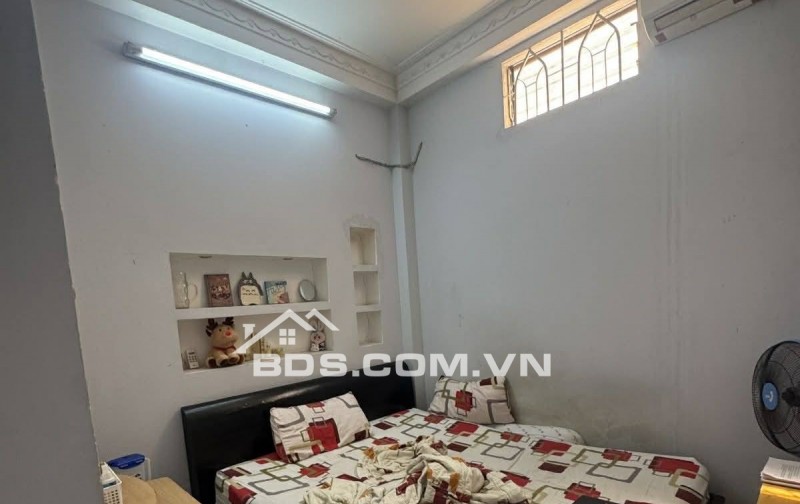 Bán nhà đẹp Huỳnh Văn Bánh Phú Nhuận, 3 tầng 4PN hẻm 3m giá 6.85 tỷ TL