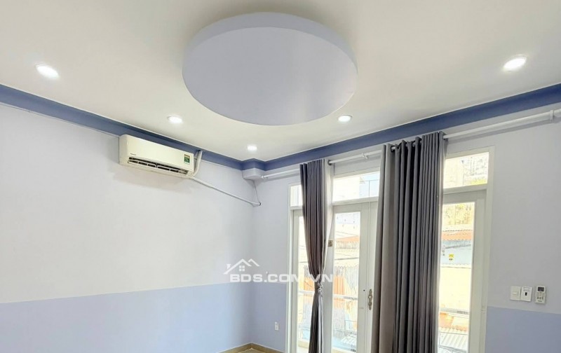 Bán nhà đẹp 2 tầng Nguyễn Bặc Tân Bình 35m2, sát chợ Phạm Văn Hai giá 5.5 tỷ TL