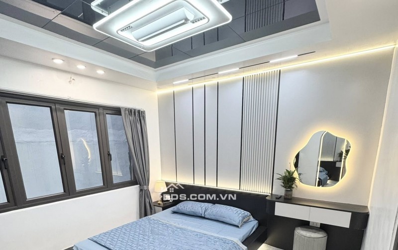 VỊ TRÍ CỰC ĐẸP TẠI VĂN CHƯƠNG ĐỐNG ĐA 40M 4 TẦNG MT4M NHÀ SIÊU ĐẸP 7.15 TỶ