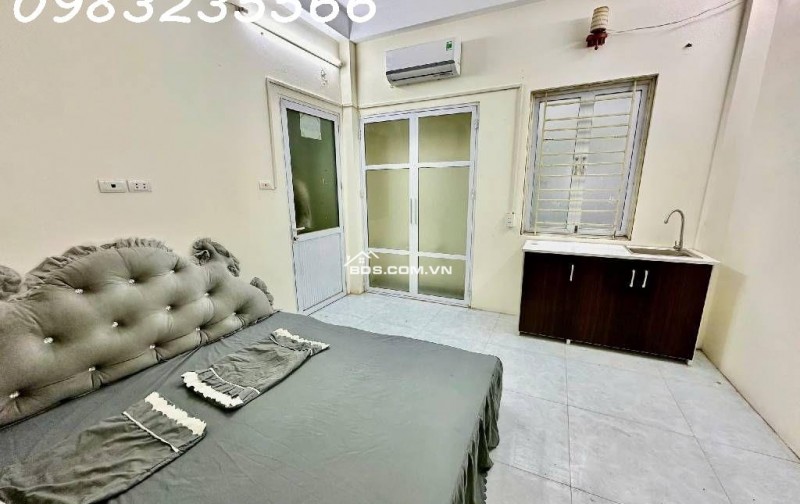 Bán nhà hiếm, Bắc Từ Liêm, lô góc 3 mặt thoáng, ô tô đỗ cửa, ở sướng, giá mê, ngay Học viện Tài Chính