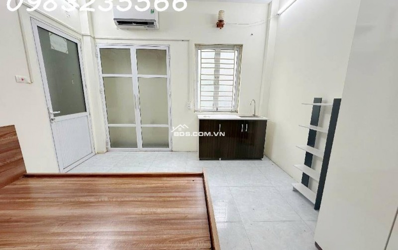 Bán nhà hiếm, Bắc Từ Liêm, lô góc 3 mặt thoáng, ô tô đỗ cửa, ở sướng, giá mê, ngay Học viện Tài Chính