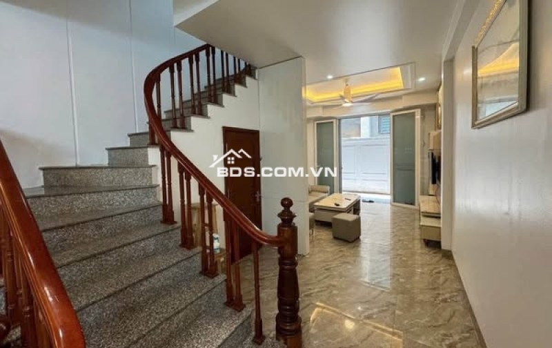 BÁN NHÀ ĐỊNH CÔNG - NGÕ THÔNG, GẦN Ô TÔ, NHÀ MỚI ĐẸP SẴN Ở  - 43M2