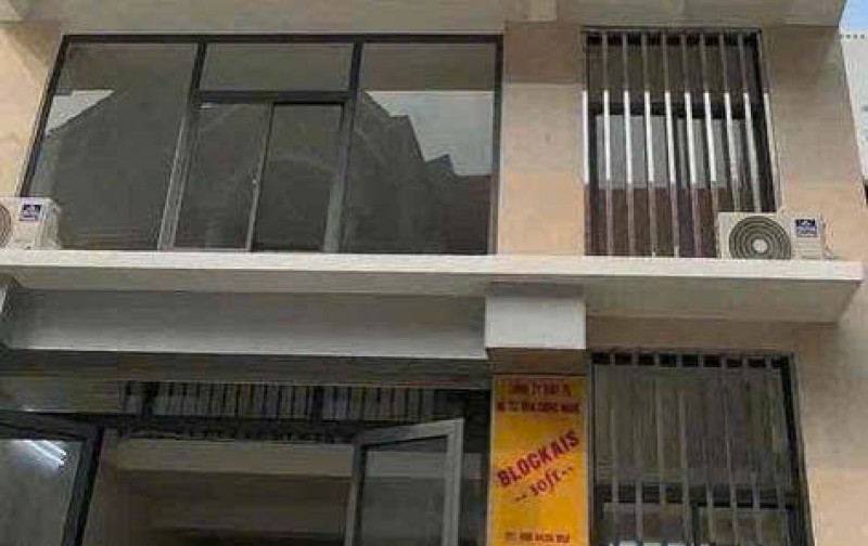 CHO THUÊPHÒNG TRỌ SÁT HUTECH,GTVT, NGOẠI THƯƠNG CHỈ 4TR/THÁNG