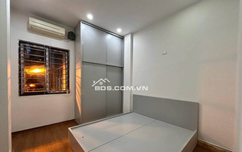 SIÊU CHẤT BÁN NHÀ BẠCH MAI 5,6TỶ 30M 5 TẦNG MT3,8M Ô TÔ BA GÁC ĐỖ CỬA NỘI THẤT ĐẸP