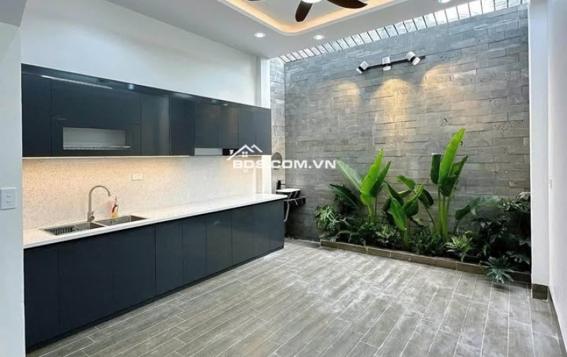 BÁN NHÀ ĐẸP 2.5 TỶ 3 TẦNG 46M2  Ô TÔ ĐỖ CỬA NGÕ  ĐƯỜNG KÊNH