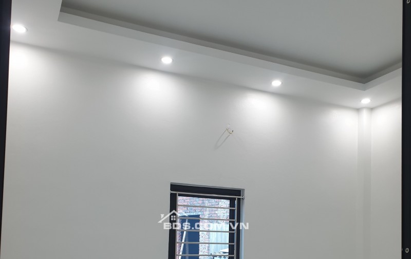 BÁN NHÀ ĐẸP 1.98 TỶ 3 TẦNG 52M2 ( ĐÔNG NAM ) NGÕ TRẦN HUY LIỆU