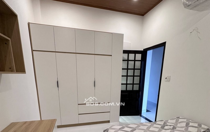 Bán nhà 2 tầng đường 7,5m Nguyễn Công Hoan - trục đường kinh doanh