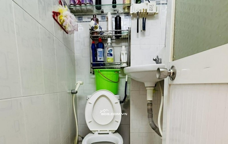 Bán nhà hẻm 4m Điện Biên Phủ Quận 10, 4 tầng BTCT giá chỉ 6.x tỷ TL