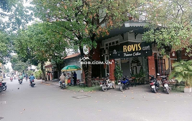 Cần bán GẤP NHÀ hẻm 220 Nguyễn Văn Khối ngang 10.2m 235m2 tiện xây BT ngay Làng Hoa 24 tỷ