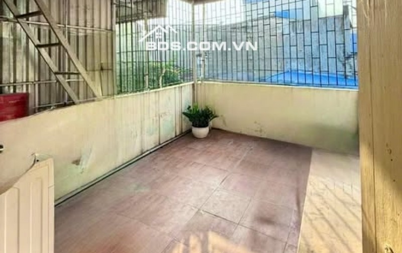 BÁN NHÀ ĐẸP 1.65 TỶ 2 TẦNG 50M2 ( TÂY BẮC ) NGÕ ĐƯỜNG 19/5