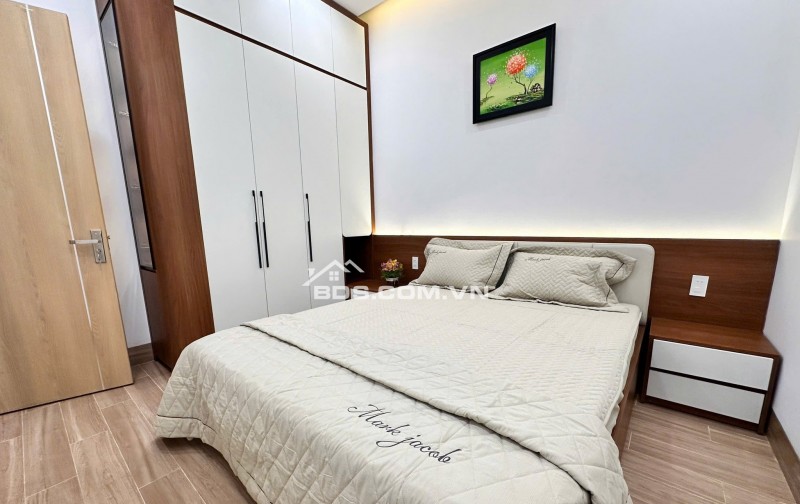 SIÊU PHẨM nhà 3 tầng đường Hoà Minh 15 - Đối diện trường THCS Lương Thế Vinh