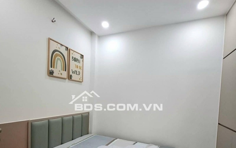 Bán nhà HXH 6M Hoàng Xuân Nhị Tân Phú, 3.5x11m 4 tầng BTCT 4PN giá chỉ 7.x tỷ TL