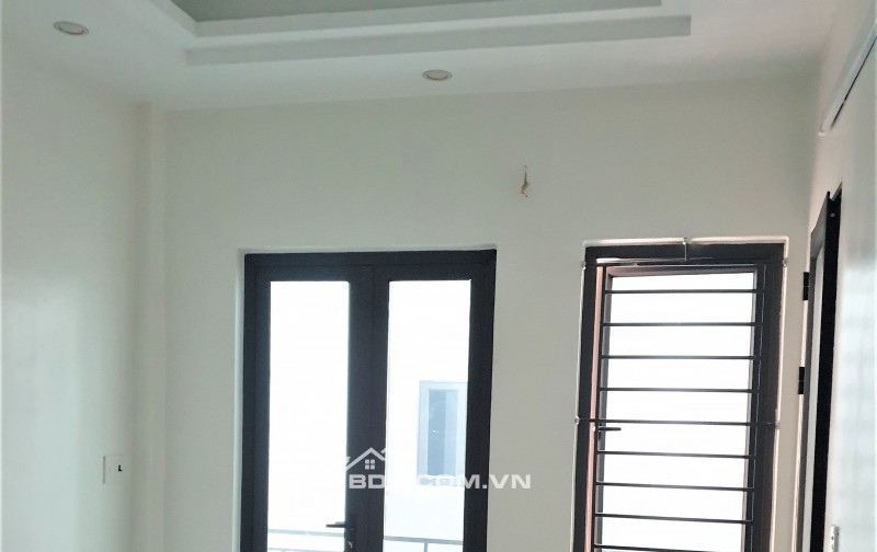 BÁN NHÀ ĐẸP 2.35 TỶ 3 TẦNG 50M2 ( HƯỚNG BẮC ) NGÕ NGẮN ĐƯỜNG KÊNH