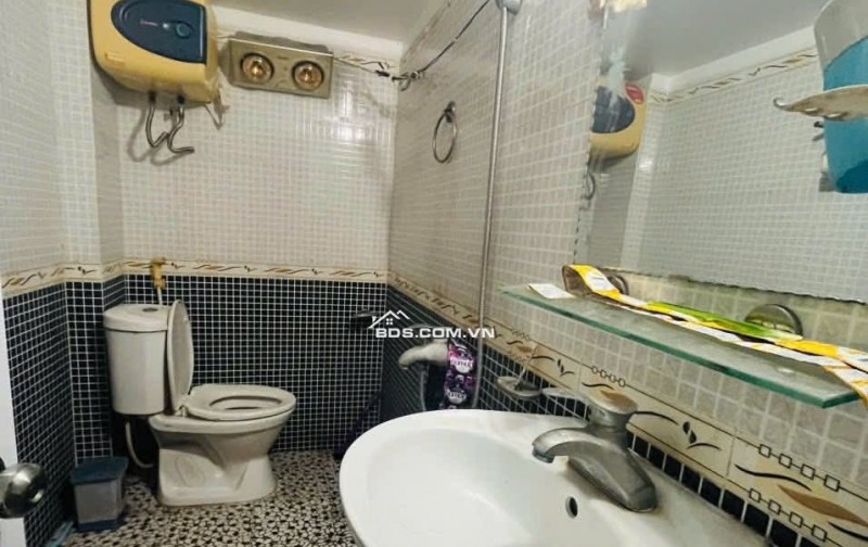 BÁN NHÀ 1.79 TỶ 3 TẦNG 42M2 ( TÂY NAM ) NGÕ TRẦN HUY LIỆU