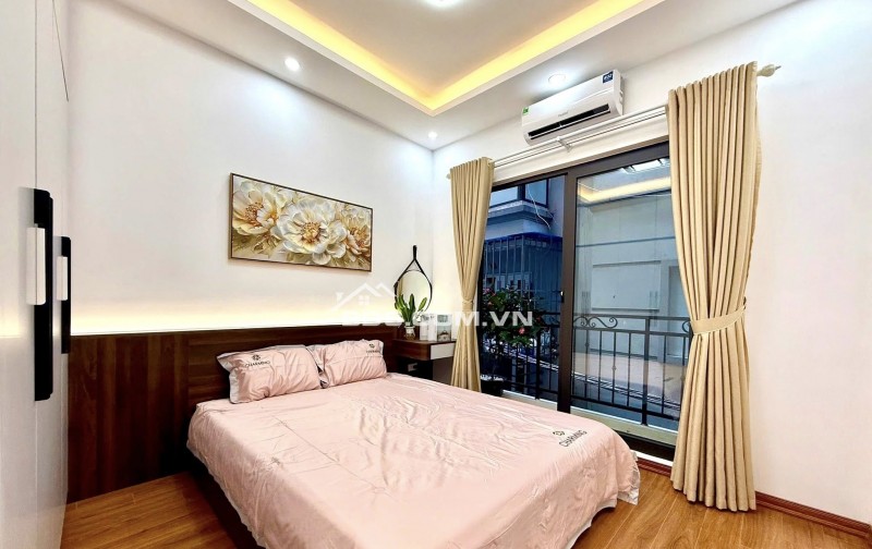 Siêu phẩm Trường Chinh | 36m² x 4 tầng | mặt tiền 3.5m | giá 9.8 tỷ | kinh doanh | ba gác