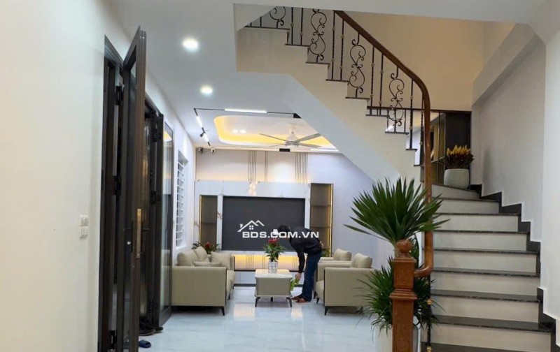 Siêu phẩm Trường Chinh | 36m² x 4 tầng | mặt tiền 3.5m | giá 9.8 tỷ | kinh doanh | ba gác