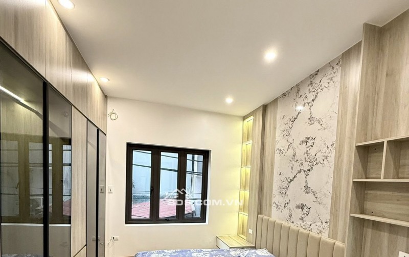 Phân lô ô tô Vũ Tông Phan – ô tô đỗ tận cửa, bán tải tránh nhau – ngõ thông – kinh doanh – chờ thang máy – 38m² x 5 tầng – giá 11.8 tỷ