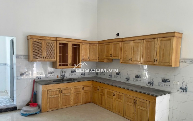 VỀ NHÀ LÀ THẤY 