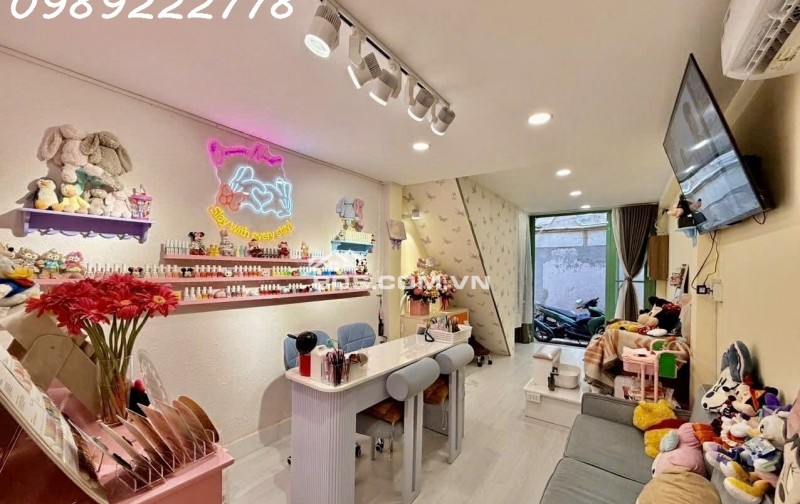 SIÊU PHÂM NAM KỲ KHỞI NGHĨA -  P. VÕ THỊ SÁU - 30M2 - 2 PHÒNG NGỦ ĐẸP - DÒNG TIỀN 150 TR/N - MT 8