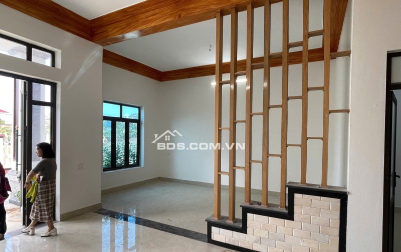 VỀ NHÀ LÀ THẤY 