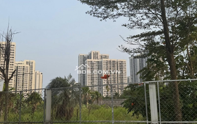 Chủ gửi nhà mới xây 1 trệt 1 lửng | Đường 8m | gần Vinhomes Grand Park | Giá 4 tỷ