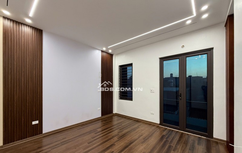 BÁN NHÀ SIÊU ĐẸP 3.95 TỶ 3.5 TÀNG CÓ GARA Ô TÔ MẶT ĐƯỜNG THANH BÌNH