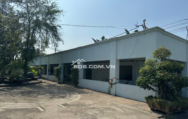 Cho thuê kho xưởng 500m2, 1000m2, QL1A Bình Tân, Gần PouYuen, Siêu thị GO, 90k/m2